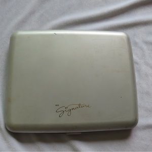 Mary Kay COLOR PALETTE COMPACT (empty) Refillable Travel Cosmetic Case